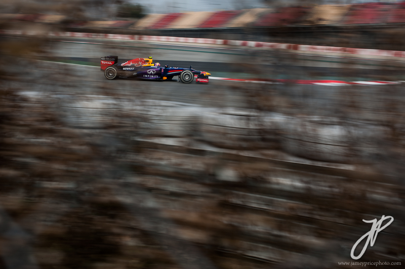 Illustration for article titled The Tense Beauty Of Formula One Practice In Barcelona